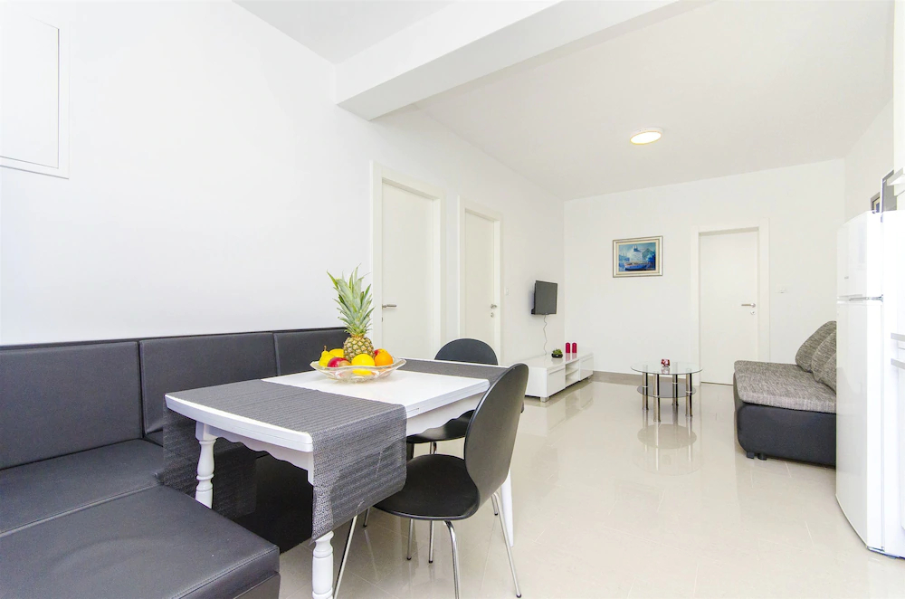 Apartments Maja