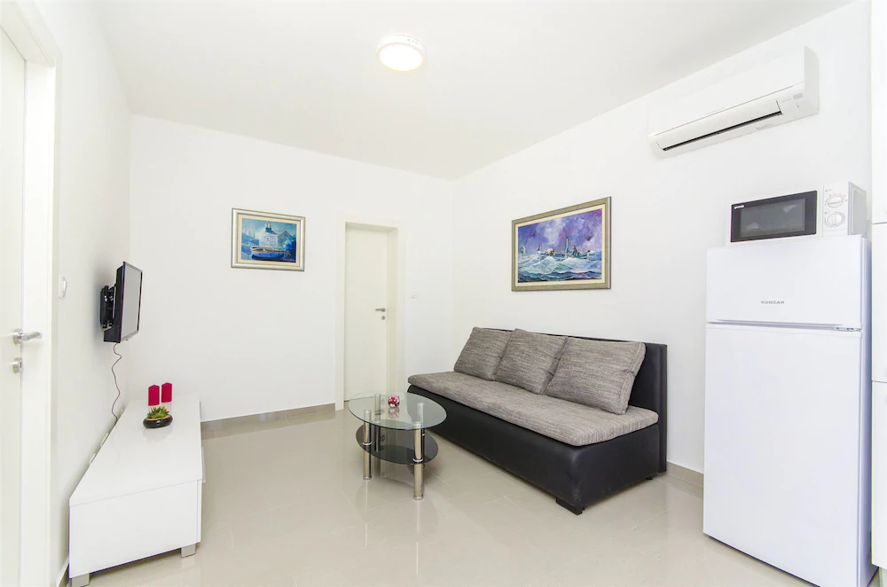 Apartments Maja