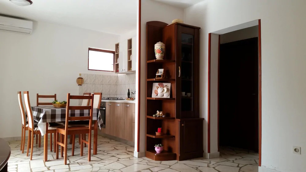 Apartments Mijic