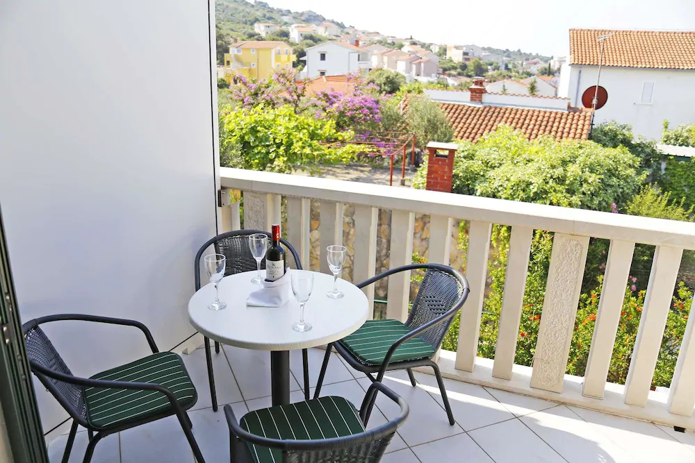 Apartments Mijic
