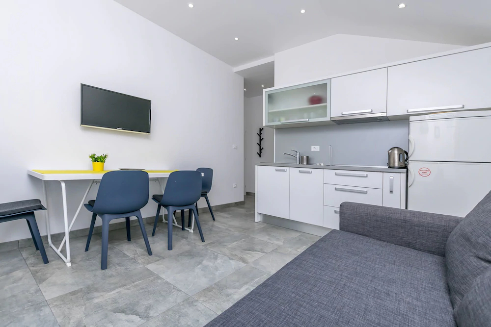 Apartments Mime