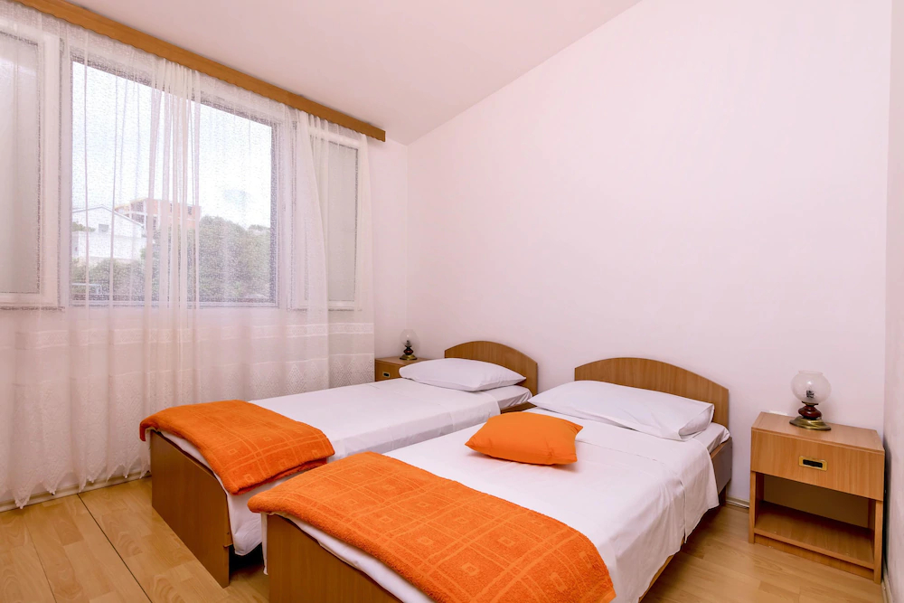 Apartments Mira Mark
