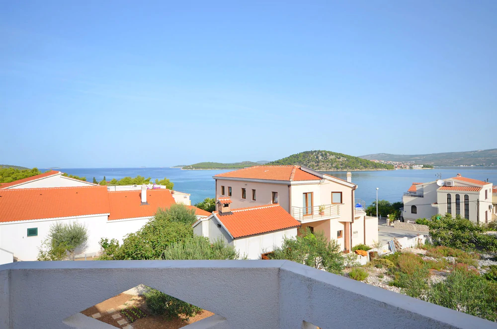 Apartments Mirta