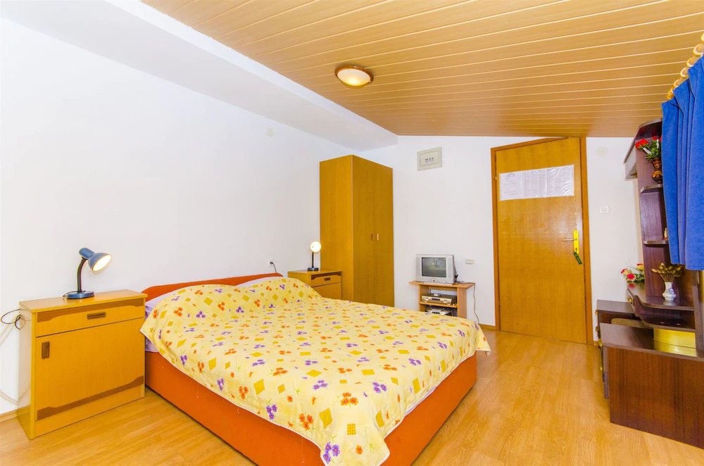 Apartments Nada