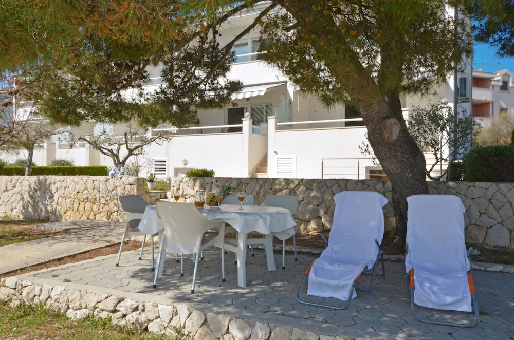 Apartments Nina