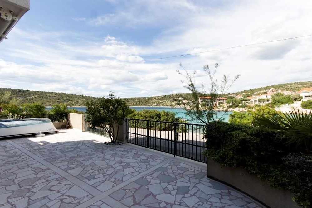 Apartments Sanda