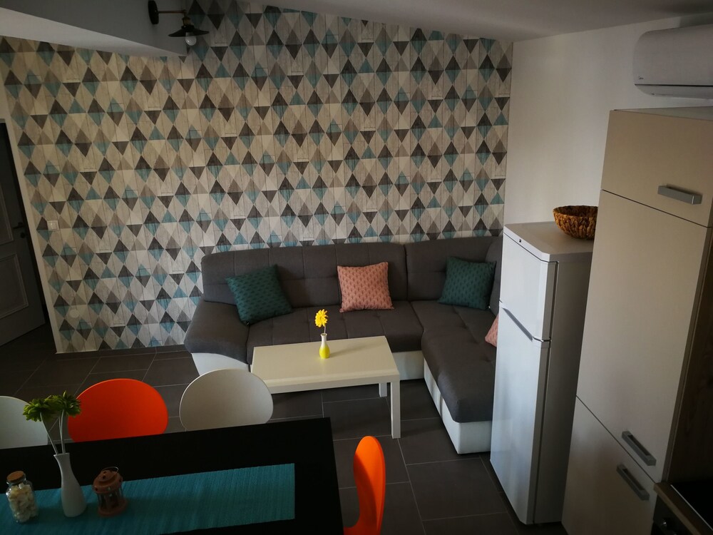 Apartments Sirius Rogoznica