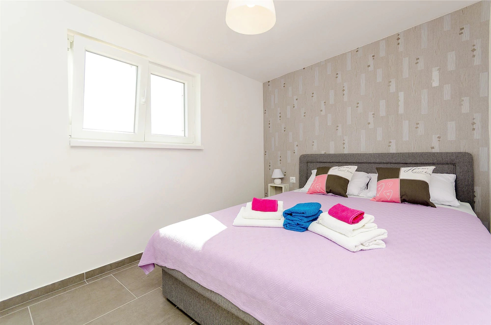 Apartments Sirius Rogoznica