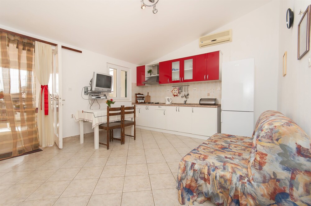 Apartments Srdan