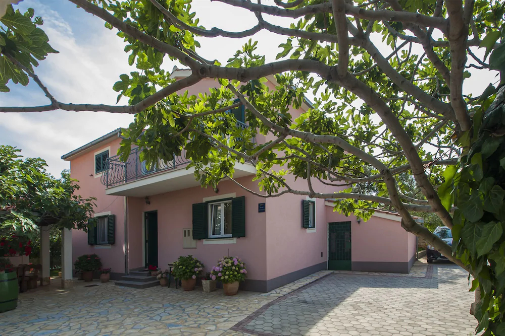 Apartments Suncica