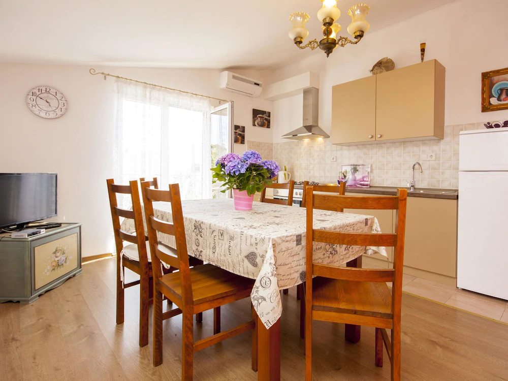 Apartments Suncica