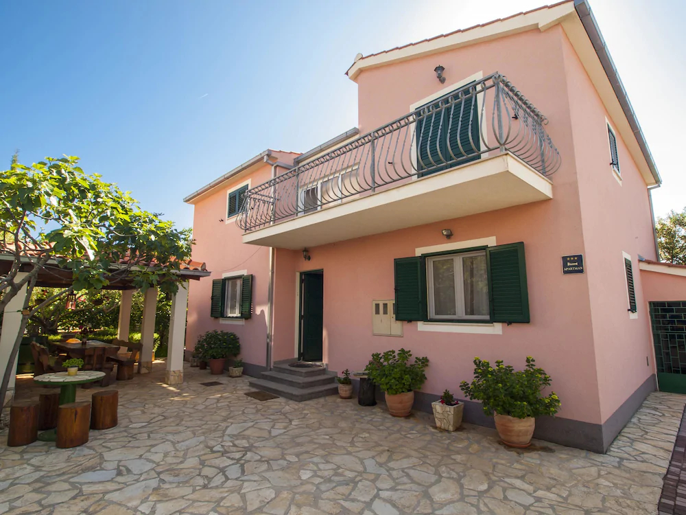 Apartments Suncica
