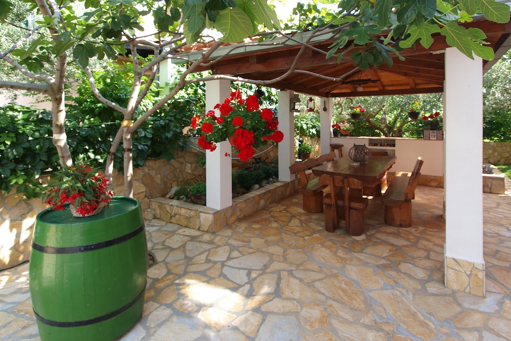 Apartments Suncica