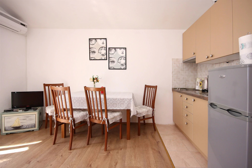 Apartments Suncica