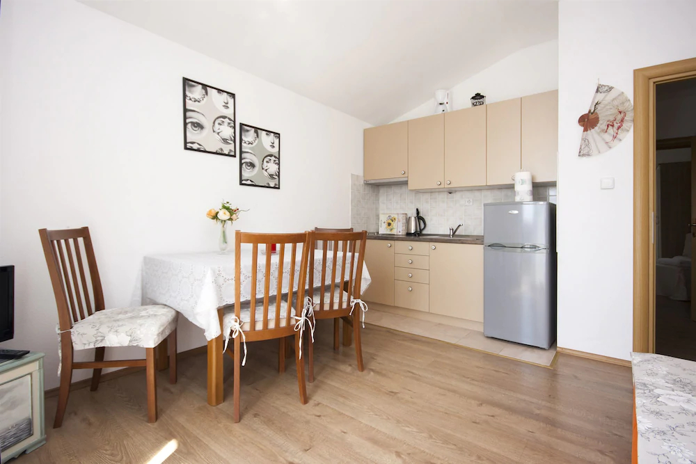 Apartments Suncica