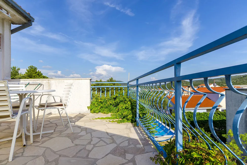 Apartments Ugrina