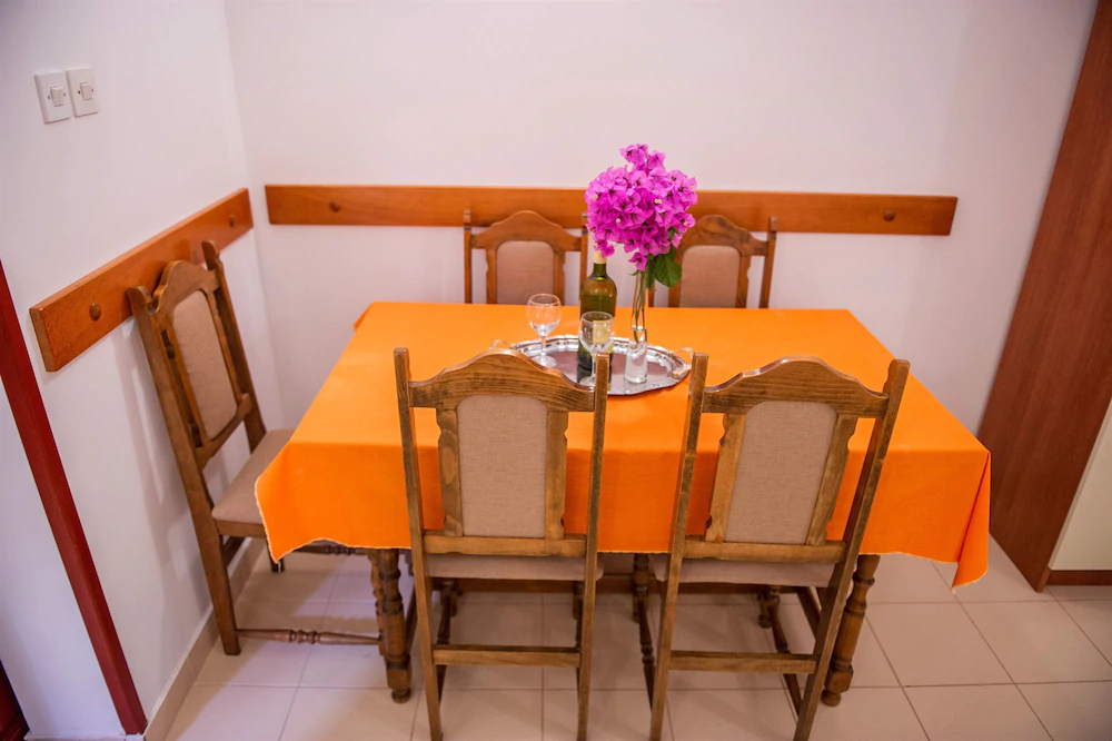 Apartments Zdravko