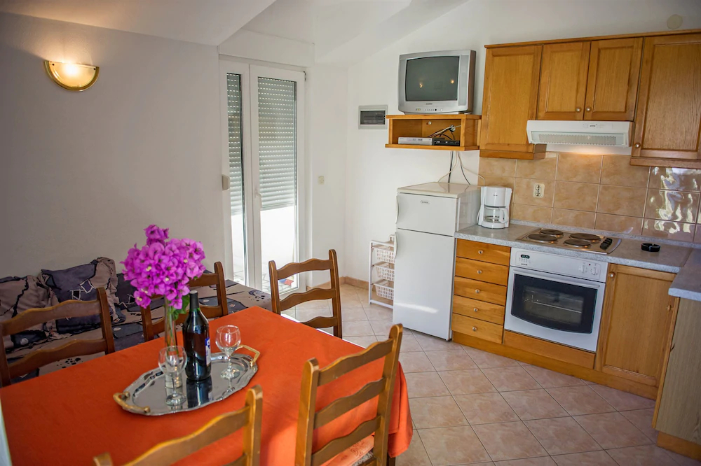 Apartments Zdravko