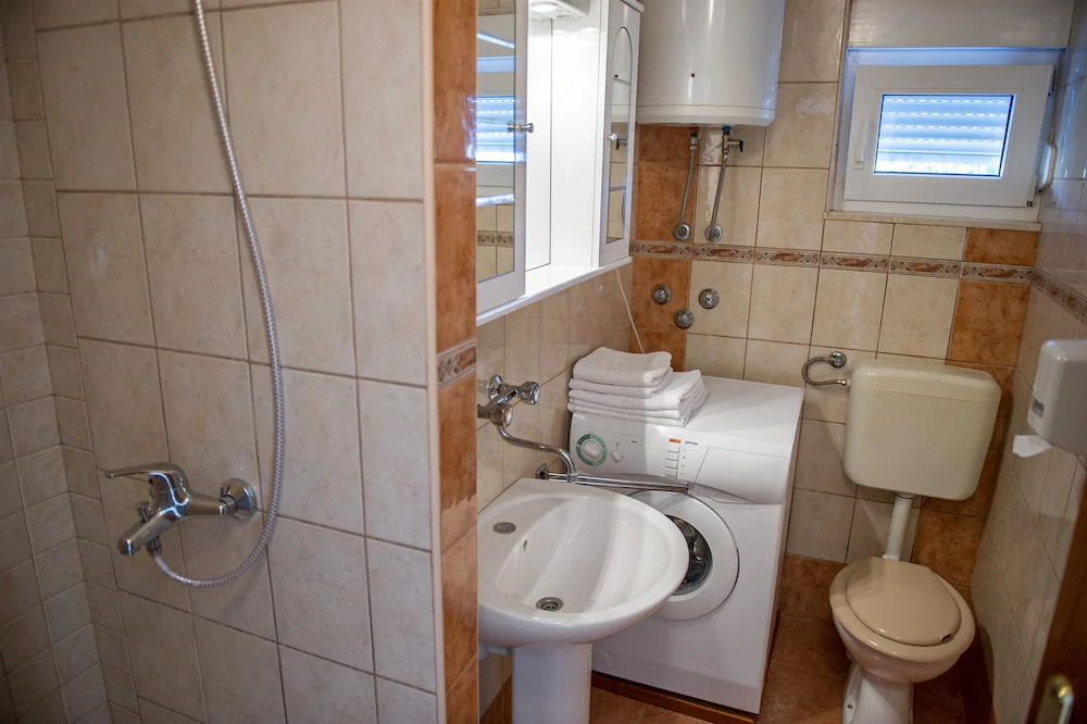 Apartments Zdravko