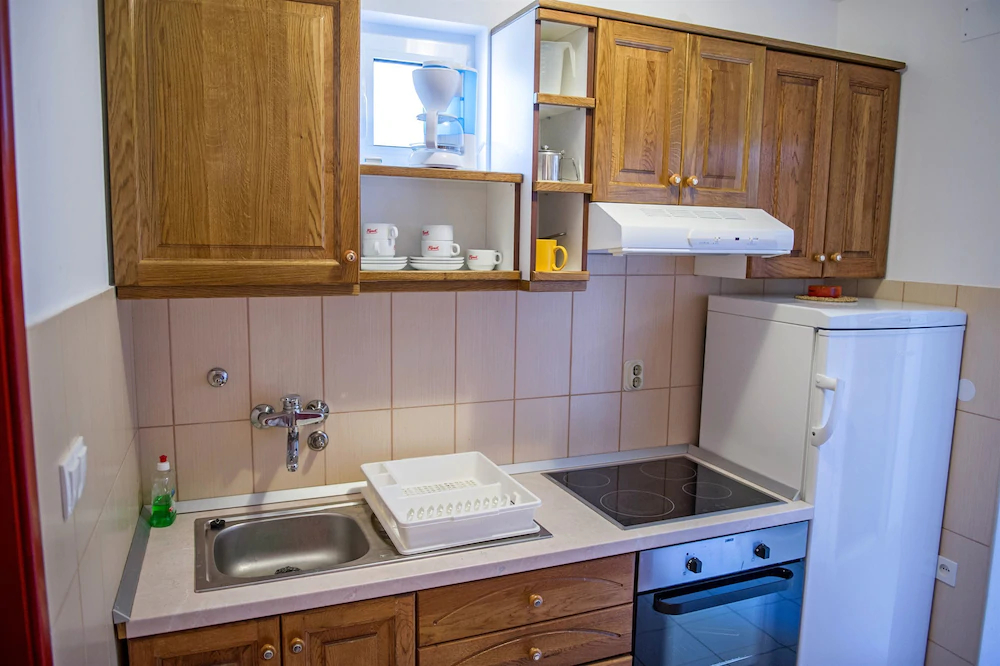 Apartments Zdravko