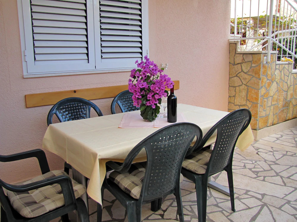Apartments Zdravko