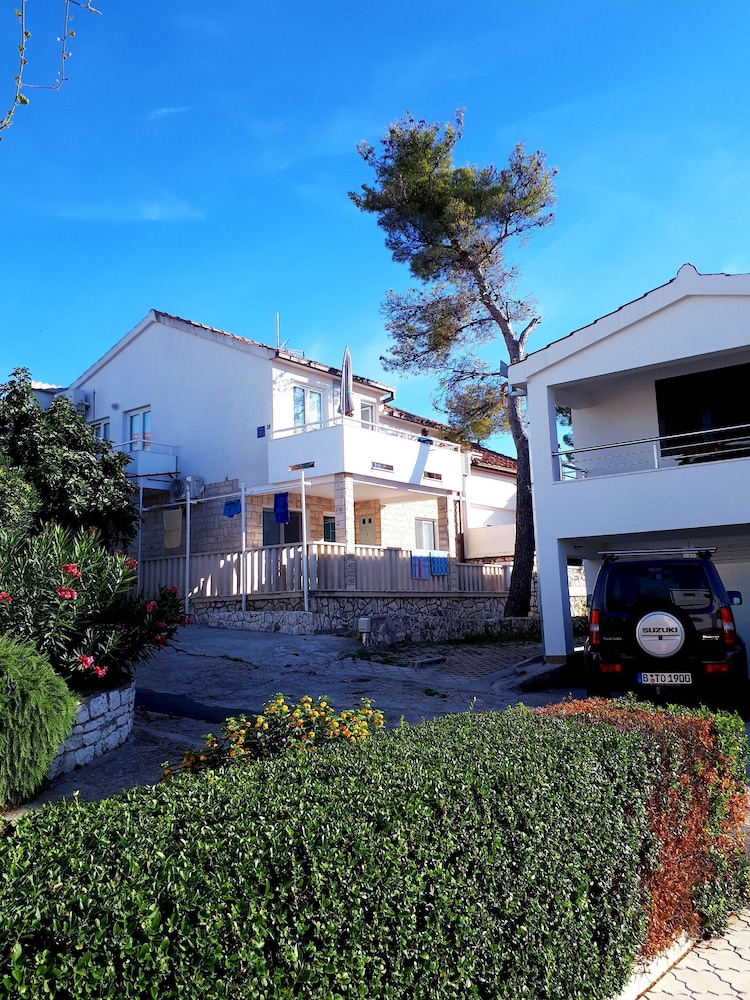 Apartments Zeljka