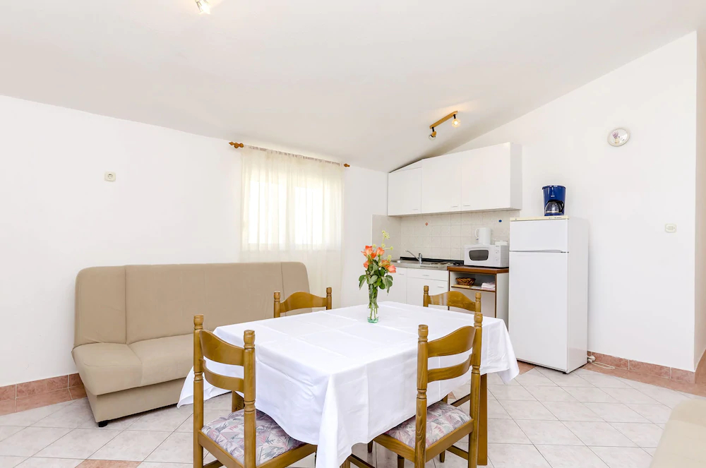 Apartments Zvonko