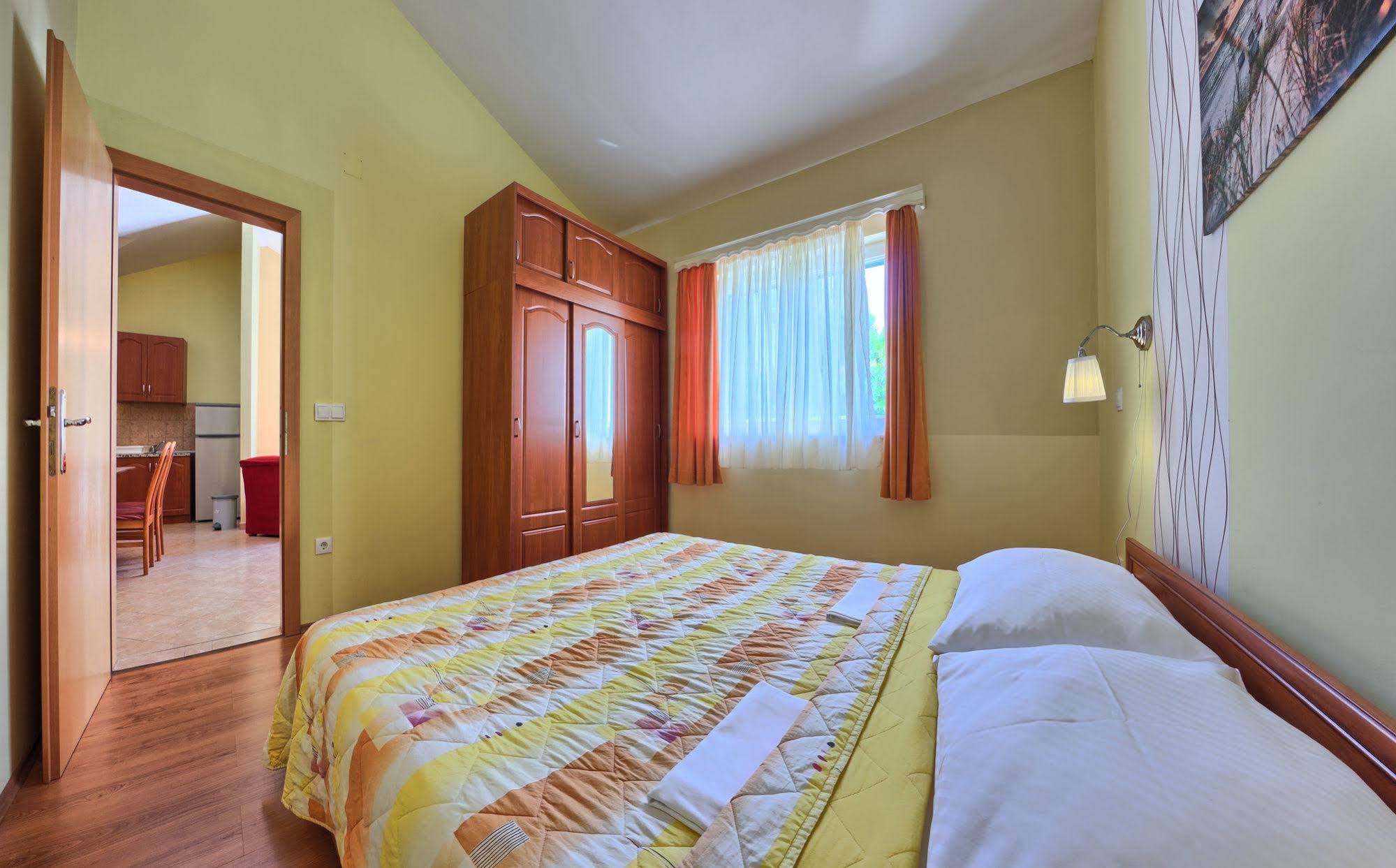 Ruzmarin Apartments