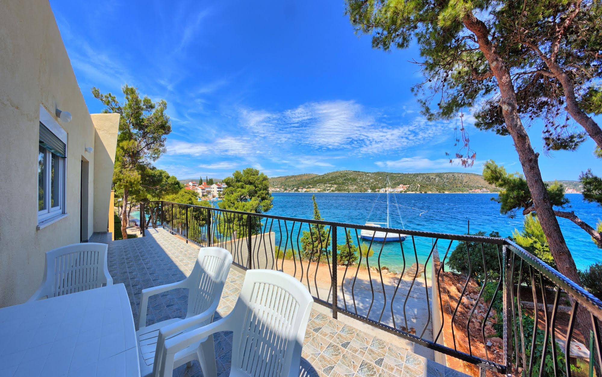 Ruzmarin Apartments