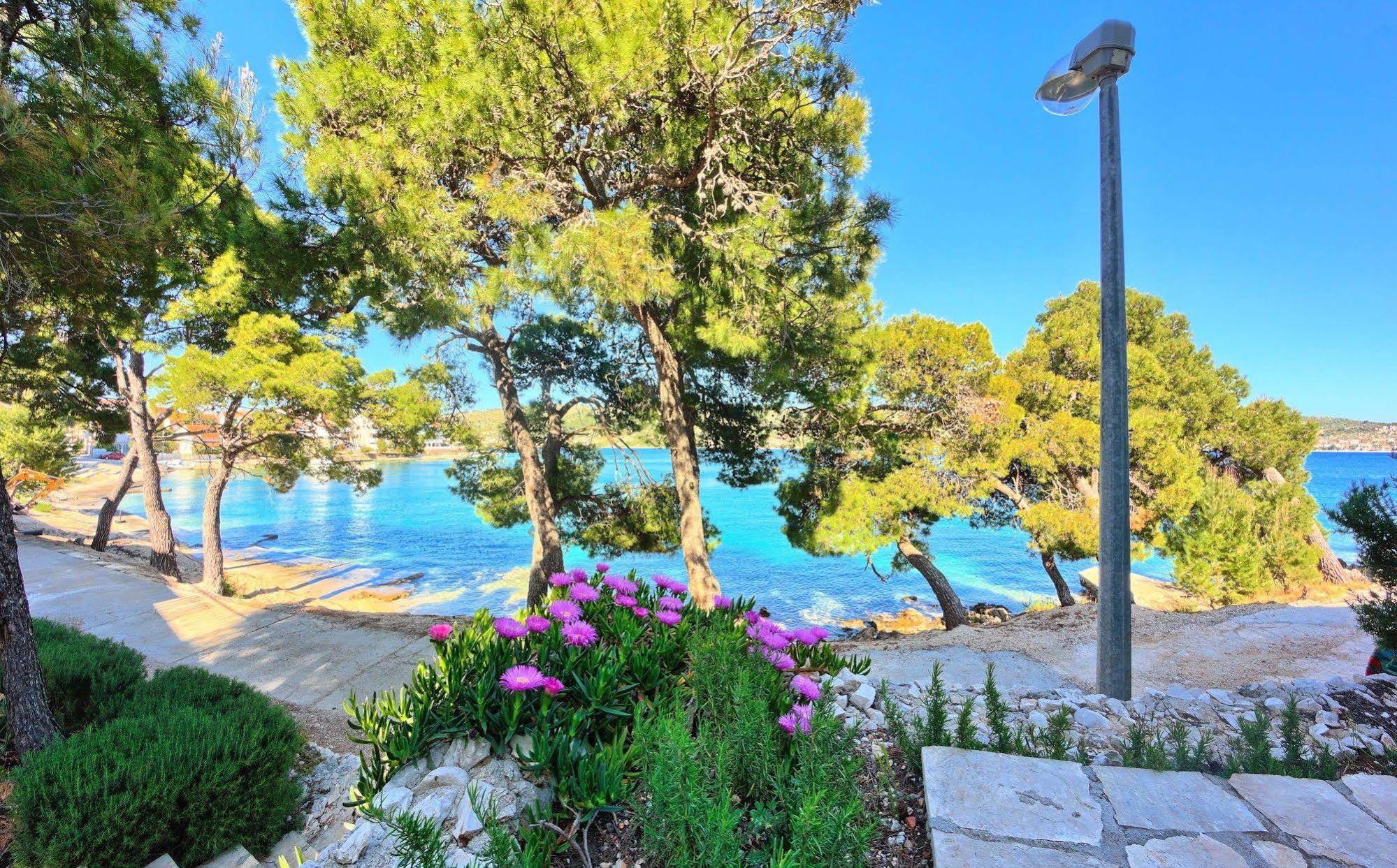 Ruzmarin Apartments