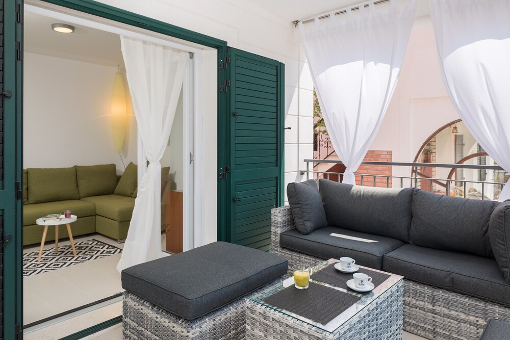 Holiday House Kanica