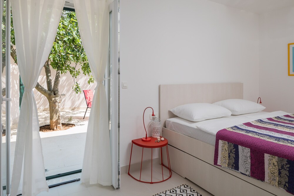 Holiday House Kanica
