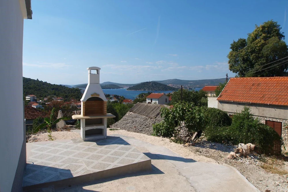 Holiday House Neda
