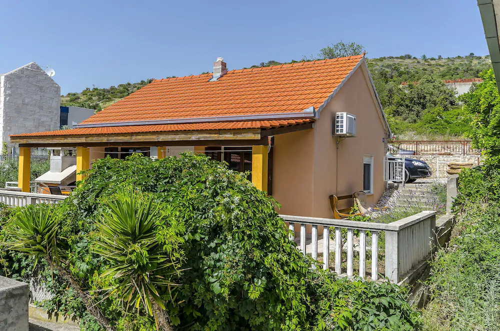 House Ante
