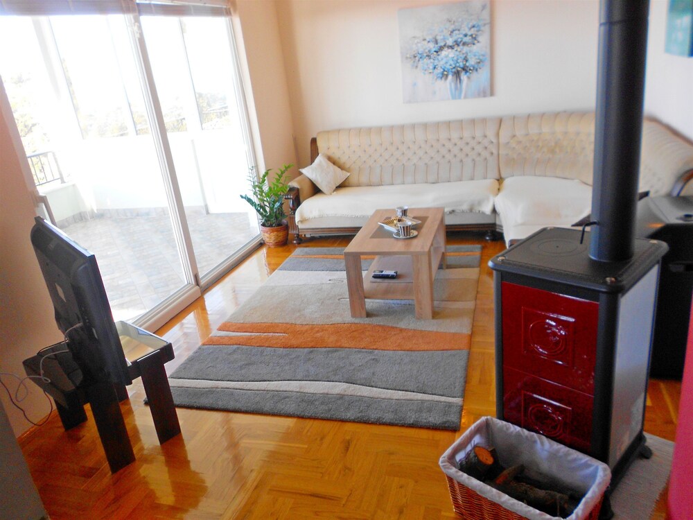 House Jopa