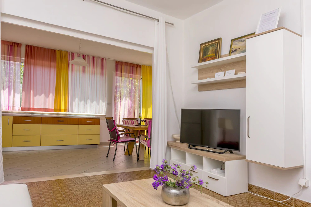 House Suncani Dvori