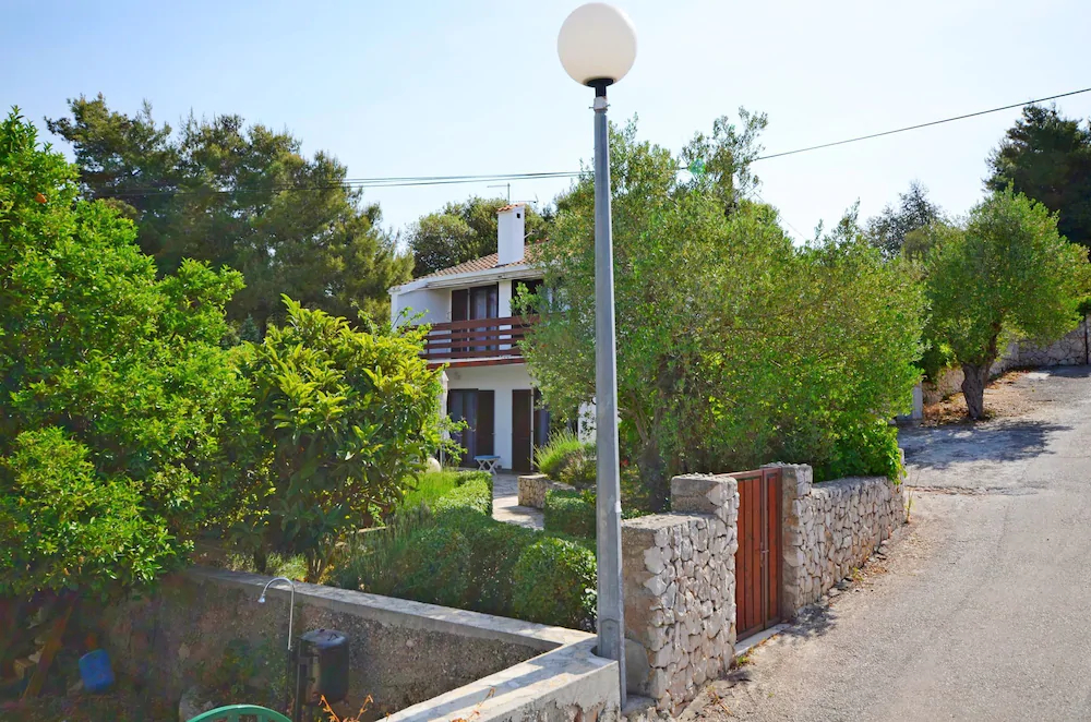 House Vesna