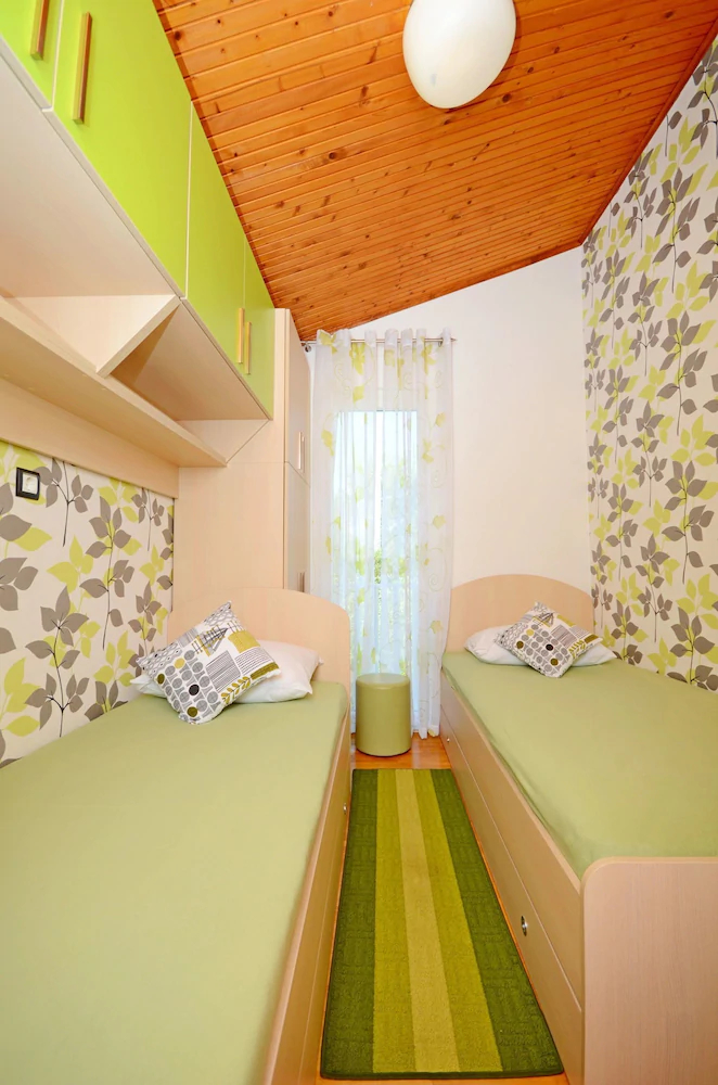 House Vesna
