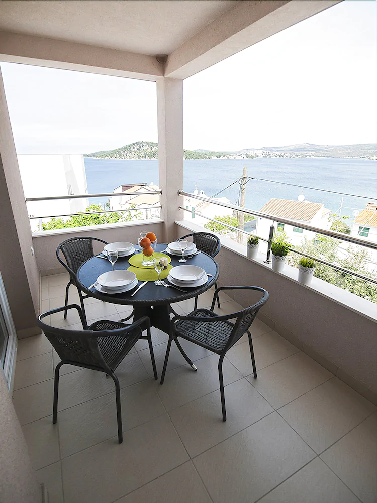 Villa Mona