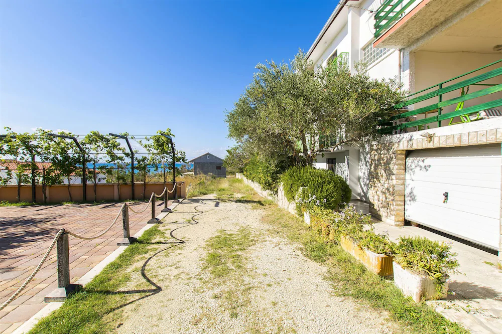 Apartments Milena