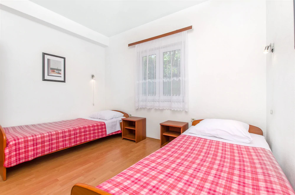 Apartments Mirjana