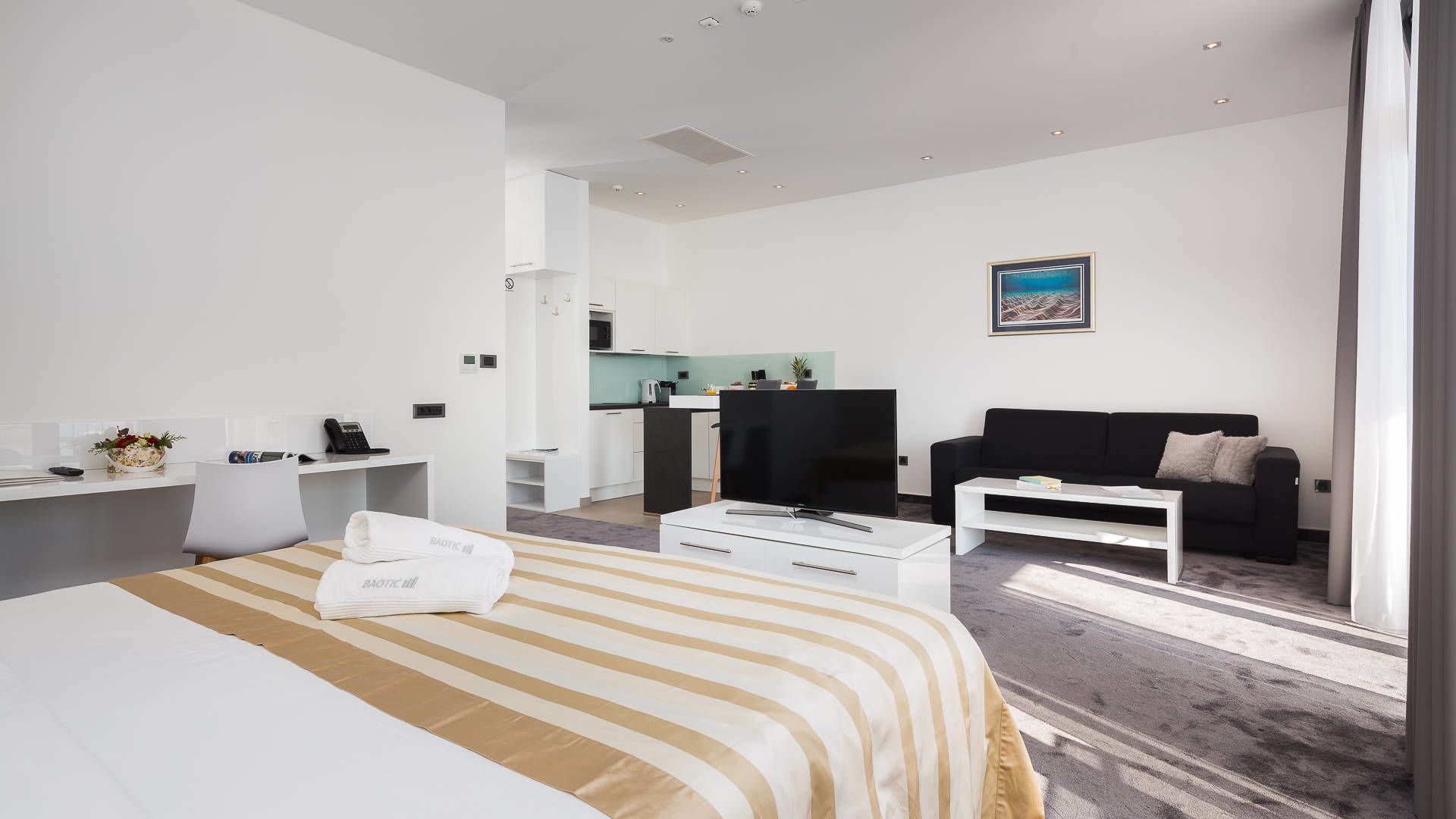 Marina Baotic Apartments