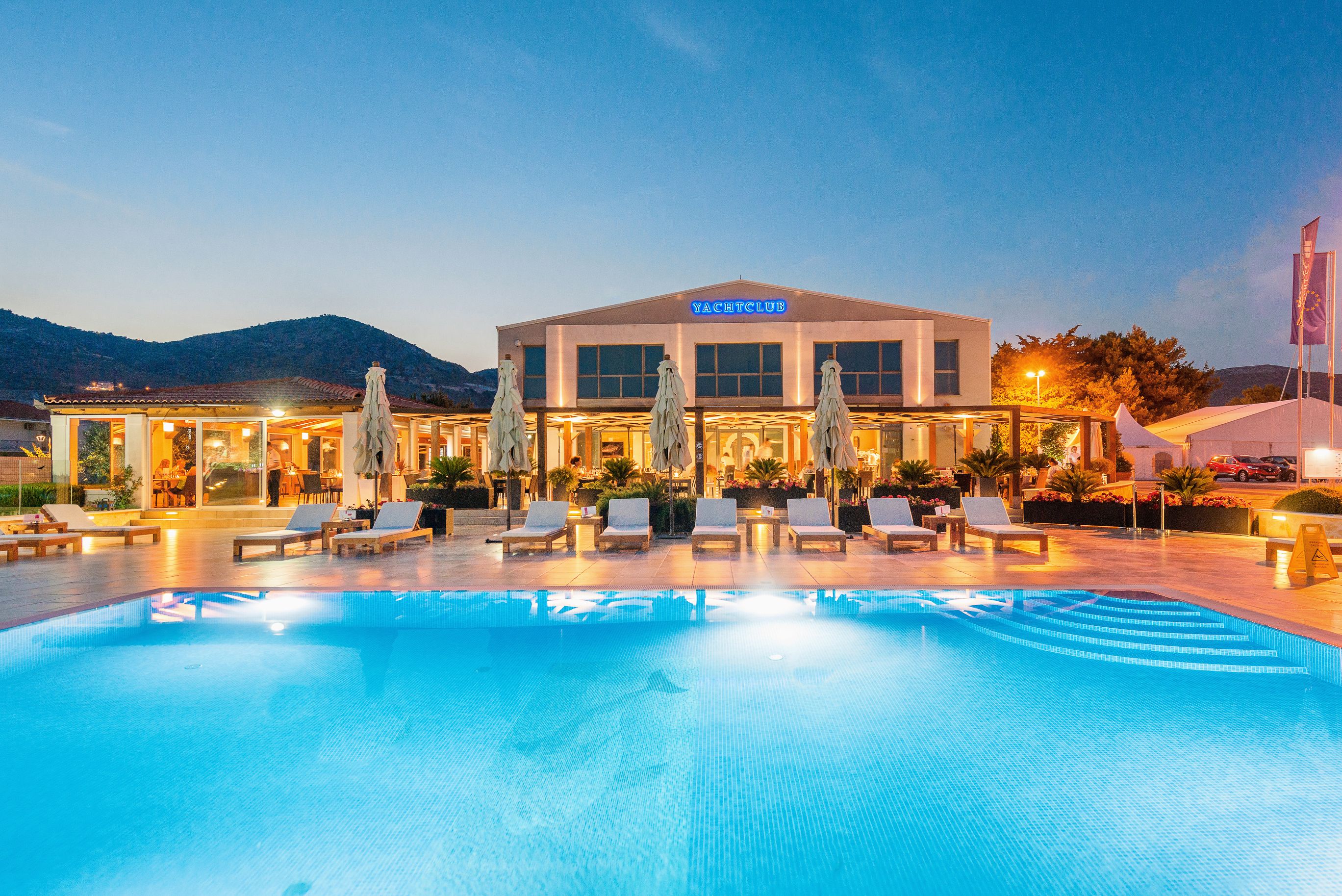 Marina Baotic Apartments