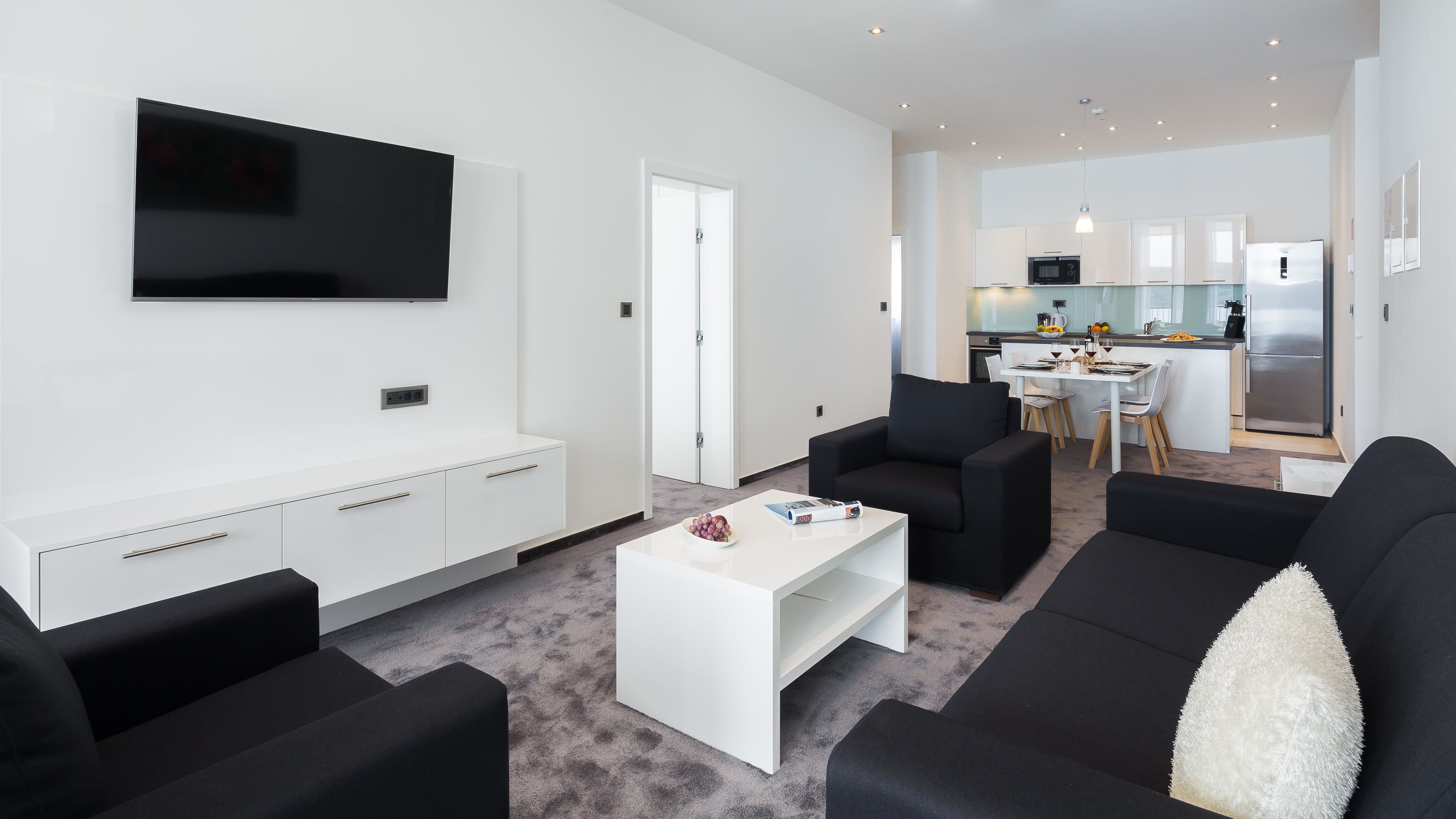Marina Baotic Apartments