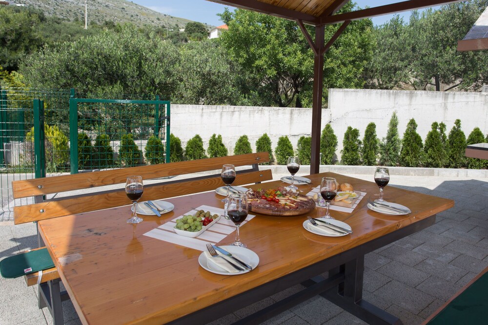 Villa Honey