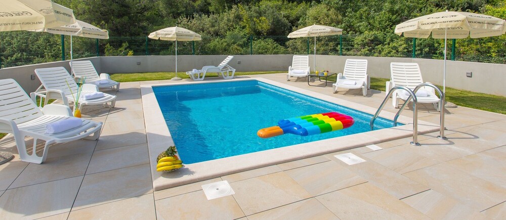 Villa Honey