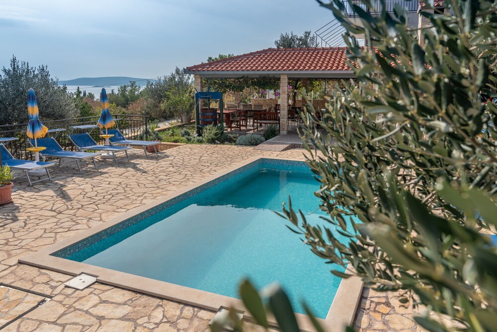 Apartments Grga
