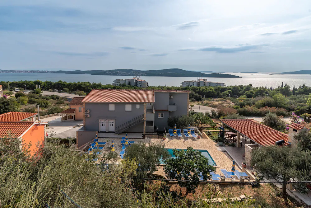Apartments Grga
