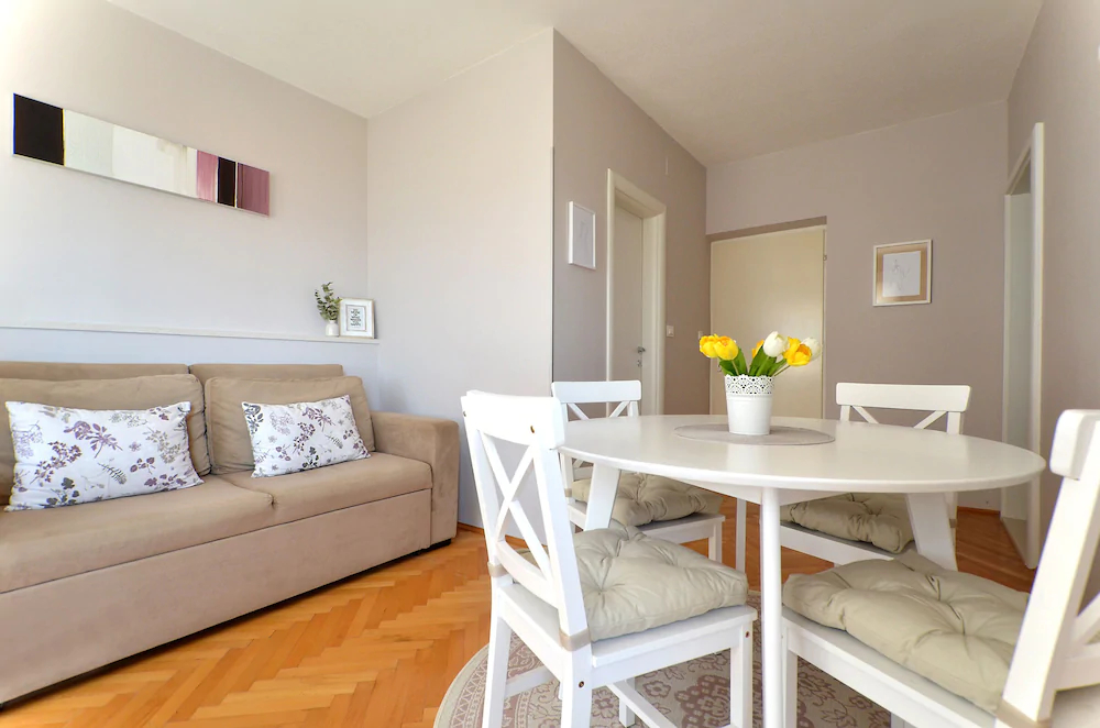 Mar Deluxe Apartments