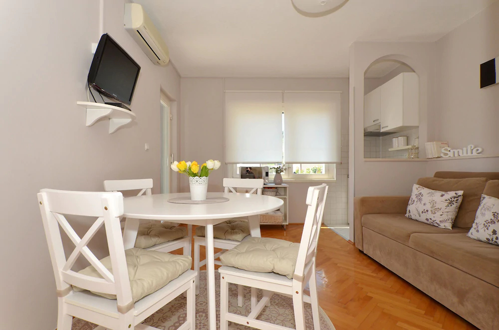 Mar Deluxe Apartments
